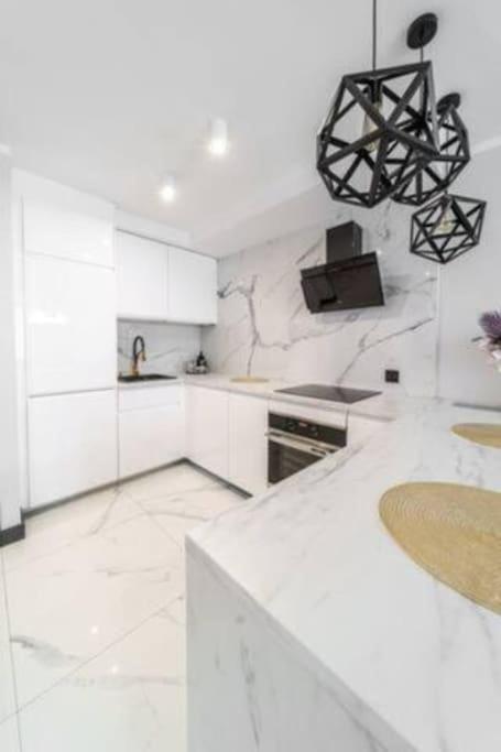 Luxury And Modern-City Center&G925 Варшава Екстер'єр фото